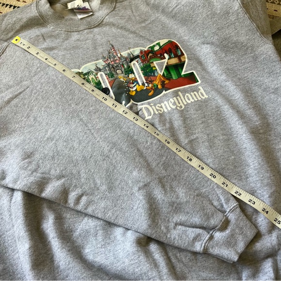 Vintage Disneyland Sweatshirt Adult XL Gray 2002 Mickey, Pluto, Donald, Goofy - Picture 6 of 9